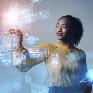 Vrouw maakt verbinding met virtuele wereld
